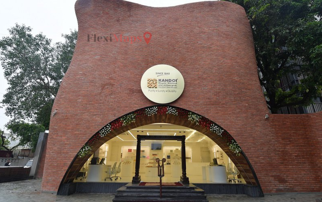 Kandoi Bhogilal Mulchand: Kolkata’s Legendary Sweet & Snack Shop